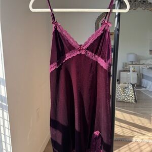 Elegant Lace Trim Nightgown - Purple
